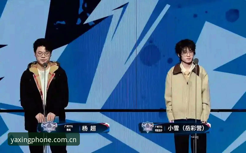 选秀大会的变数，往往在抽签结果揭晓那一刻才真正开始发酵。2026年6月24日早上8点，当肖华走上巴克莱中心的舞台时，他手里的信封将决定的不只是一支球队的未来五年，还可能重塑整个联盟的权力版图。我在V3亚星手机版登录入口足球资讯iOS版上翻完了TA那篇前瞻的长文，又对照了几份球探报告，发现今年的情况确实和往年不太一样。过去几届选秀，状元是谁基本在NCAA赛季结束前就盖棺定论了，但这一次，连华盛顿奇才自己都还在犹豫。